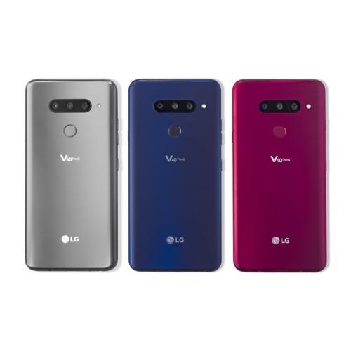 This photo provided by LG Electronics Inc. shows the company's new flagship smartphone, the V40 ThinQ. (Yonhap) 