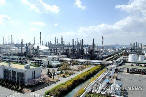 This undated photo provided by SK Innovation Co. shows the company's plant in Ulsan. (PHOTO NOT FOR SALE) (Yonhap)