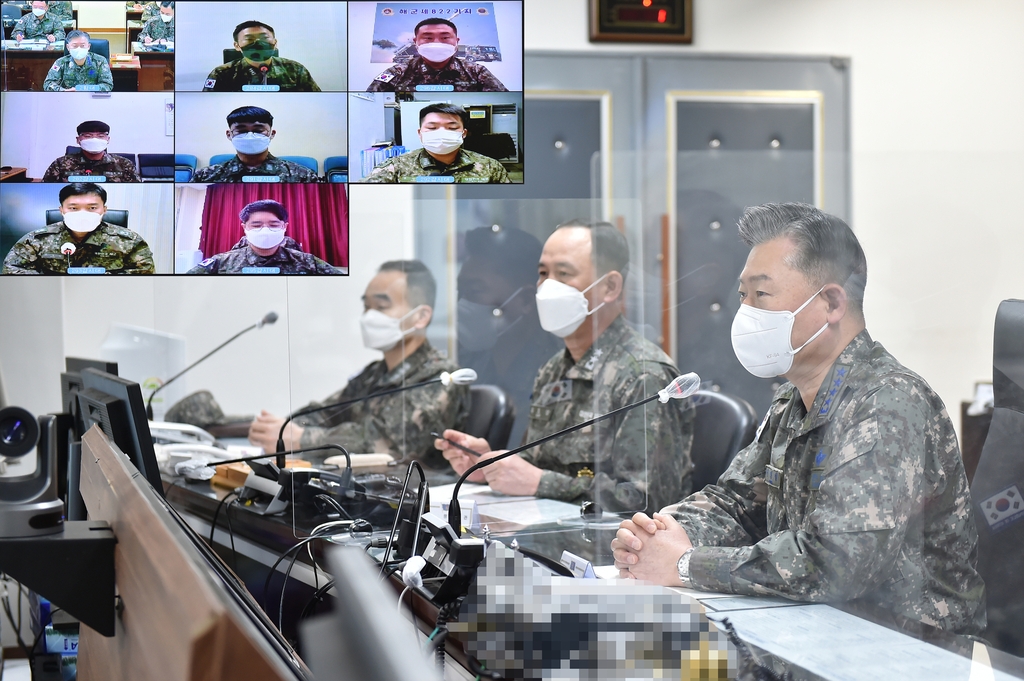 Joint Chiefs of Staff (JCS) Chairman Gen. Won In-choul speaks during a virtual meeting held at the Navy's Second Fleet in Pyeongtaek, 70 kilometers south of Seoul, in this photo released by his office on May 12, 2022. (PHOTO NOT FOR SALE) (Yonhap)