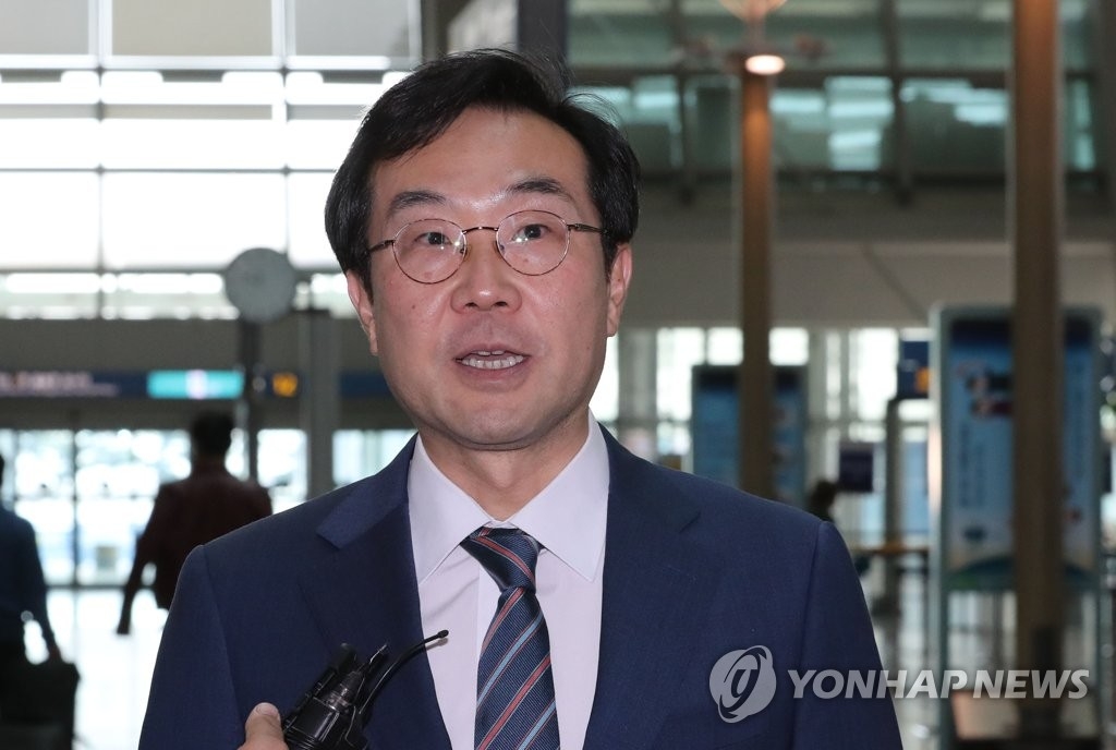 Le représentant aux pourparlers à six se dirige vers la Chine pour discuter du nucléaire nord-coréen