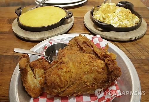 한국 치킨집 3만6천곳…전세계 맥도날드 매장보다 많다 - 2