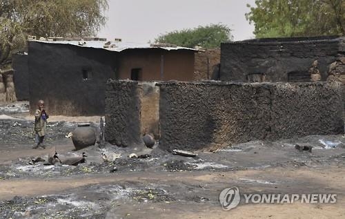 나이지리아 동북부서 보코하람 추정 연쇄 공격…"69명 사망" - 2