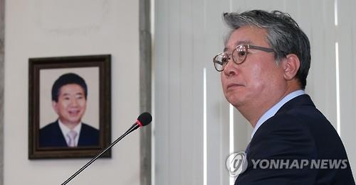 "영원한 동지는 없다"…'백묘흑묘'인가 '권력형 철새'인가 - 2