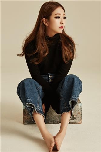 정인 "리쌍·조정치·윤건, 내게 자극 주는 뮤지션들" - 2