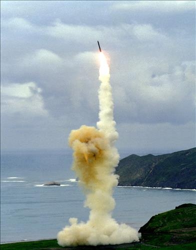 미국, 핵전력 증강작업 본궤도 …잠수함· ICBM 현대화 - 3
