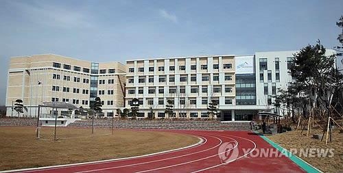 지난해 초중고생 1.8% 영재교육…수학·과학에 81% 집중 - 2