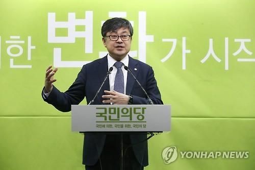 "정치적 오해 살라"…安곁에 간 측근 부친상 조문도 못간 孫 - 3