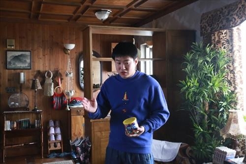 '응팔' 안재홍, 류준열 '일베' 논란에 "그럴 친구 아니다" - 2