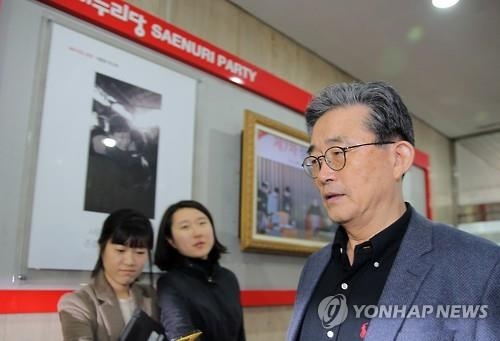 이한구 "유승민 등 복당 허용하면 또 '이념잡탕당' 될 것" - 2