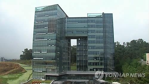 법원 "수사받는다는 이유로 군 명예전역 탈락 부당" - 2