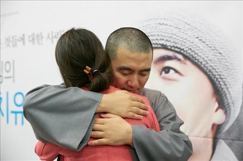 "짬뽕을 먹고 싶으면 짬뽕을"…1천명 혜민스님에 집단 힐링 - 5