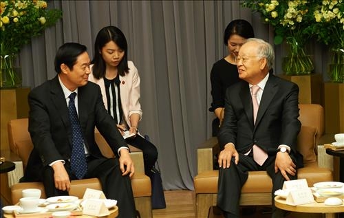손경식 CJ회장, 중국 중앙선전부장과 협력 논의 - 2