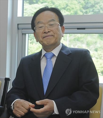 임각수 괴산군수 법정구속한 항소심…1심 뒤집고 엄단한 이유 - 2