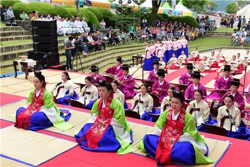 '진주논개제' 개막…순국 재현극ㆍ달빛 콘서트 등 다양 - 2