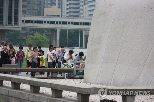 <르포> 오바마 '감성외교'에 감동·아쉬움 교차한 히로시마 - 4