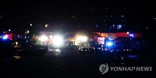 2차대전 활약 '빈티지 전투기' 뉴욕 인근 추락…조종사 사망 - 3