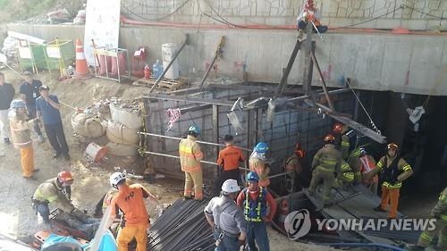 남양주 지하철 공사장 폭발로 붕괴…사망 4명·부상 10명(종합3보) - 2