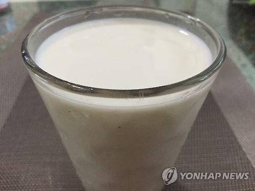 "하루 우유 반잔이면 대장암 발병률 절반으로" - 2