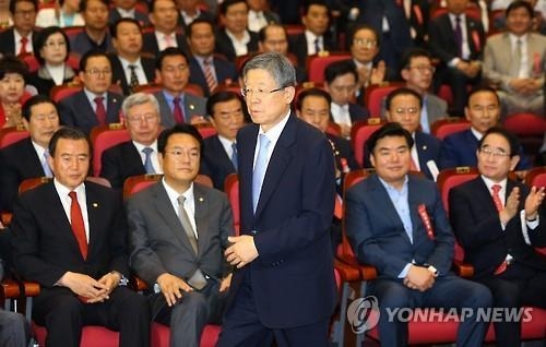 與, 비대위 첫 관문은 '복당'…계파갈등 조짐(종합2보) - 3