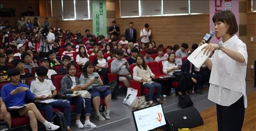 박지선 "명문대 나와서 왜 개그우먼 하냐고요?" - 2