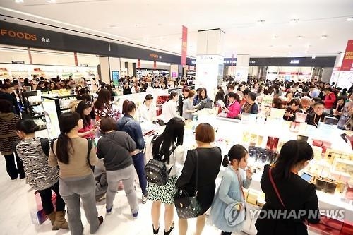 "다시 오르는 화장품株 살까 말까"…고민에 빠진 투자자들 - 3