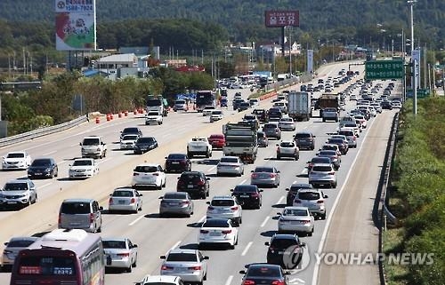 영동고속도 3곳에서 재포장 공사…주말 정체 예상 - 2