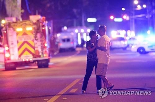 "美올랜도 총기난사 용의자는 IS동조자 의심 아프간계 미국인"(종합3보) - 4