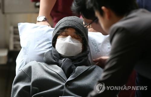 롯데도, CJ도, 효성도…김앤장으로 몰려가는 재벌들 - 3