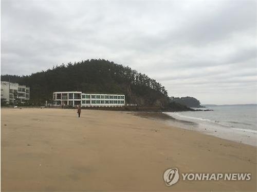충남 태안 해수욕장 이번 주말 일제히 개장 - 2