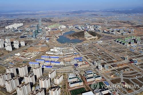 빛가람혁신도시, 폭염에 악취 민원까지 지자체 골머리 - 2