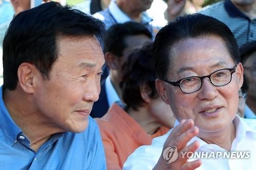박지원 "손학규 정계복귀 환영…좋은 결정해줄 것 기대" - 1