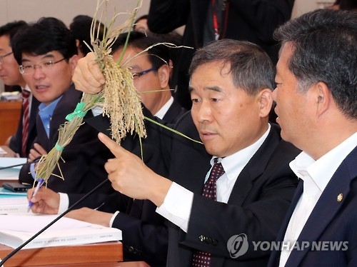 수발아 피해 설명하는 황주홍 의원