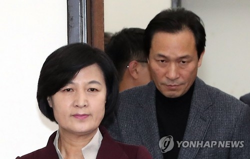 거국중립내각 발빼는 野…"진상규명 먼저" 국면전환 경계 - 1