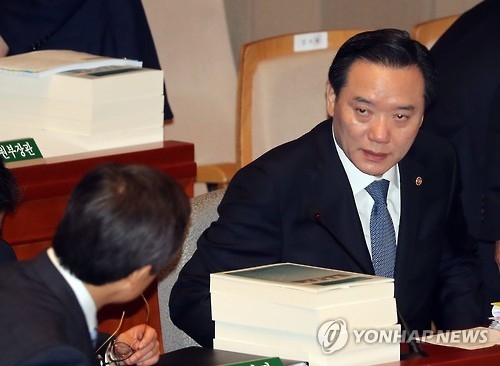 김법무 "최순실 범죄사실, 영장 내용보다 많이 늘어날것" - 1