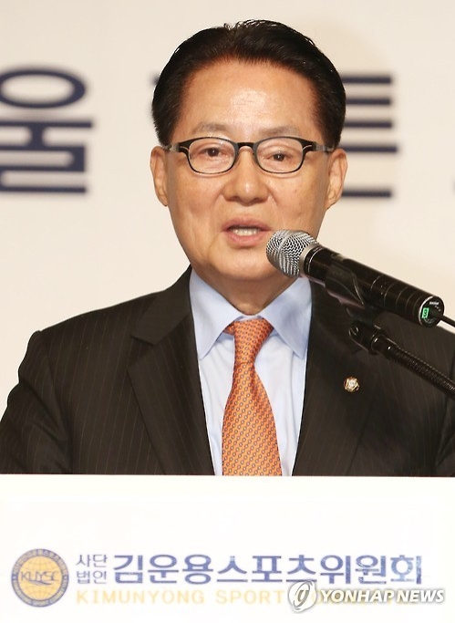 秋 "권력에 의한 국민희생 없도록"…朴 "특검으로 사인 밝혀야" - 2