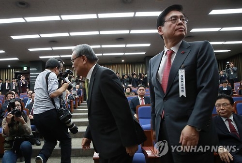 與 상임전국위 무산에 고육지책 찾나…"정족수 재해석하자" - 1