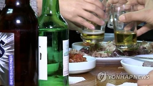 출고 1천원, 식당 5천원…공장서 식당 오는길 소주가격에 뭔일이 - 1