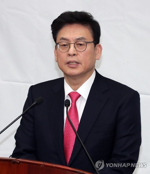 정우택, 내일 교섭단체연설 데뷔…"보수정권 창출에 몸 던진다" - 1