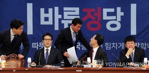 왼쪽부터 바른정당 장제원 정병국 황영철 주호영 이종구 의원