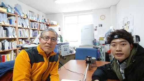 팟캐스트 하는 대학교수
