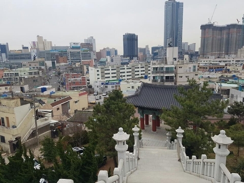 해운정사 입구 모습