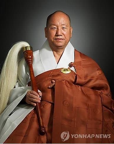 대한불교조계종 종정인 진제 스님