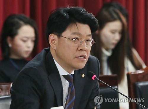 '설상가상' 바른정당…지지율 급락에 장제원 아들 악재까지 - 1