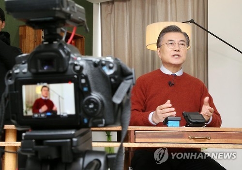 文 "특수고용노동자 노동3권 보장"…민생행보로 안정감 강화(종합) - 1