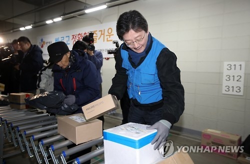 "차별화로 승부"…범여주자들, 공약 따라 '맞춤형' 현장행보 - 1