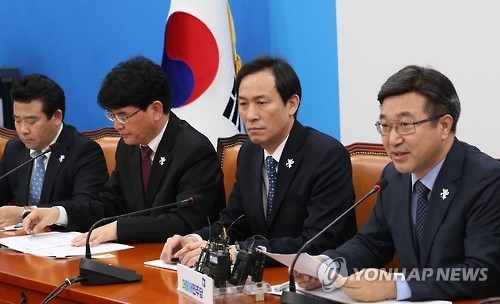 윤호중 "黃 '대권 간보기' 그만…유일호, G20 참석도 결정못해" - 1