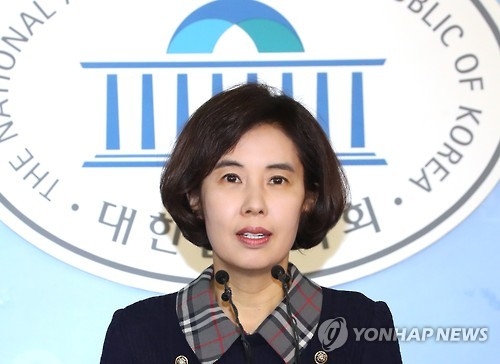 민주, '文 비판' 홍준표에 "인두겁 썼다고 다 같은 사람 아냐" - 1