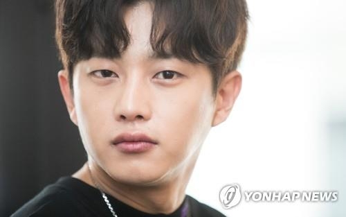 김민석 "'태후' 1주년 때 눈물…진구 '아기새 왜 우냐'며 달래" - 1
