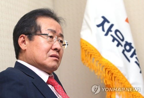 朴전대통령 사면 문제, 정치권 '뜨거운 감자'로 부상 - 4