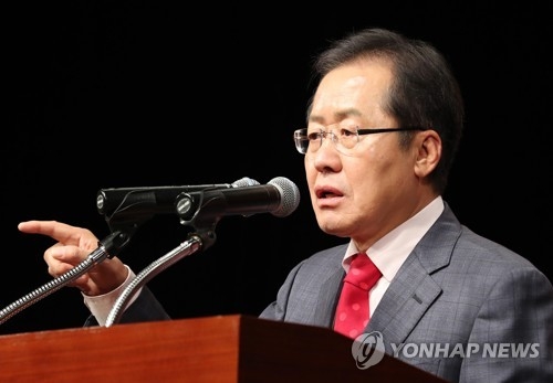 홍준표 "보수는 큰 물줄기 따라 합쳐질것…김종인 영입 말씀중"(종합) - 1
